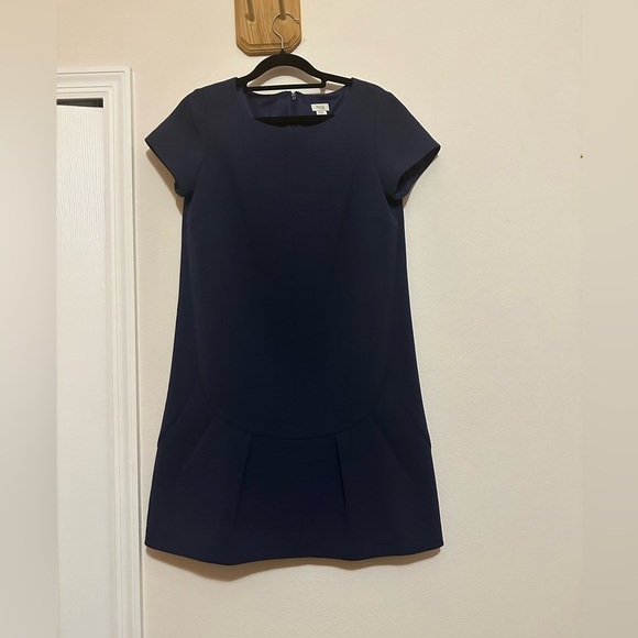 Hoss Intropia Navy Shift Dress with Pleated Bottom in US Size 4 - Picture 1 of 7